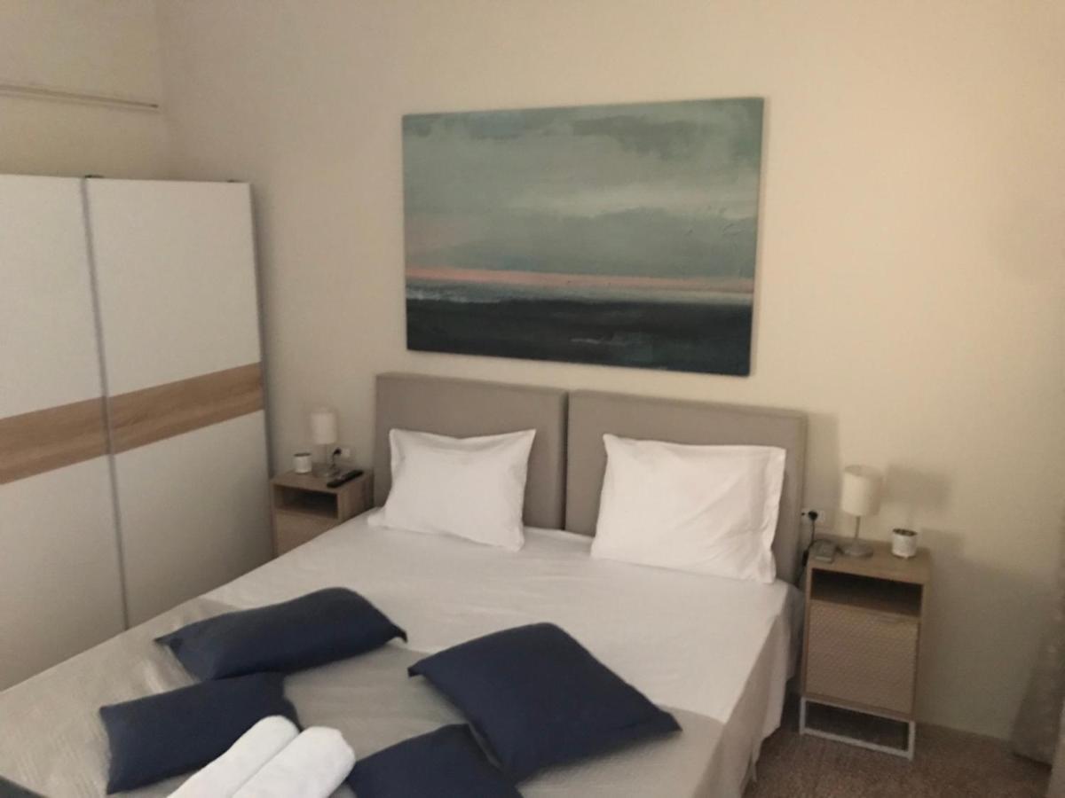 Marinos Apartment