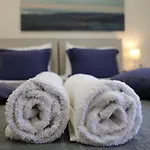Marinos Suites